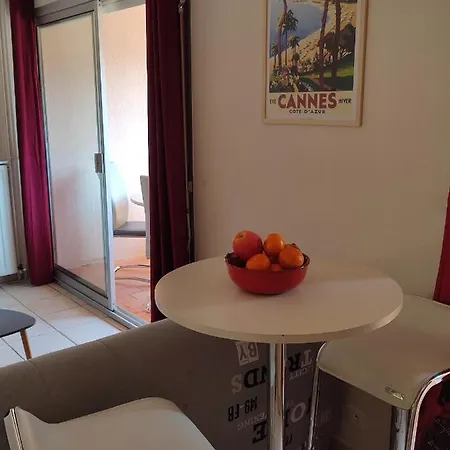 Centre Proche Daire Vallauris